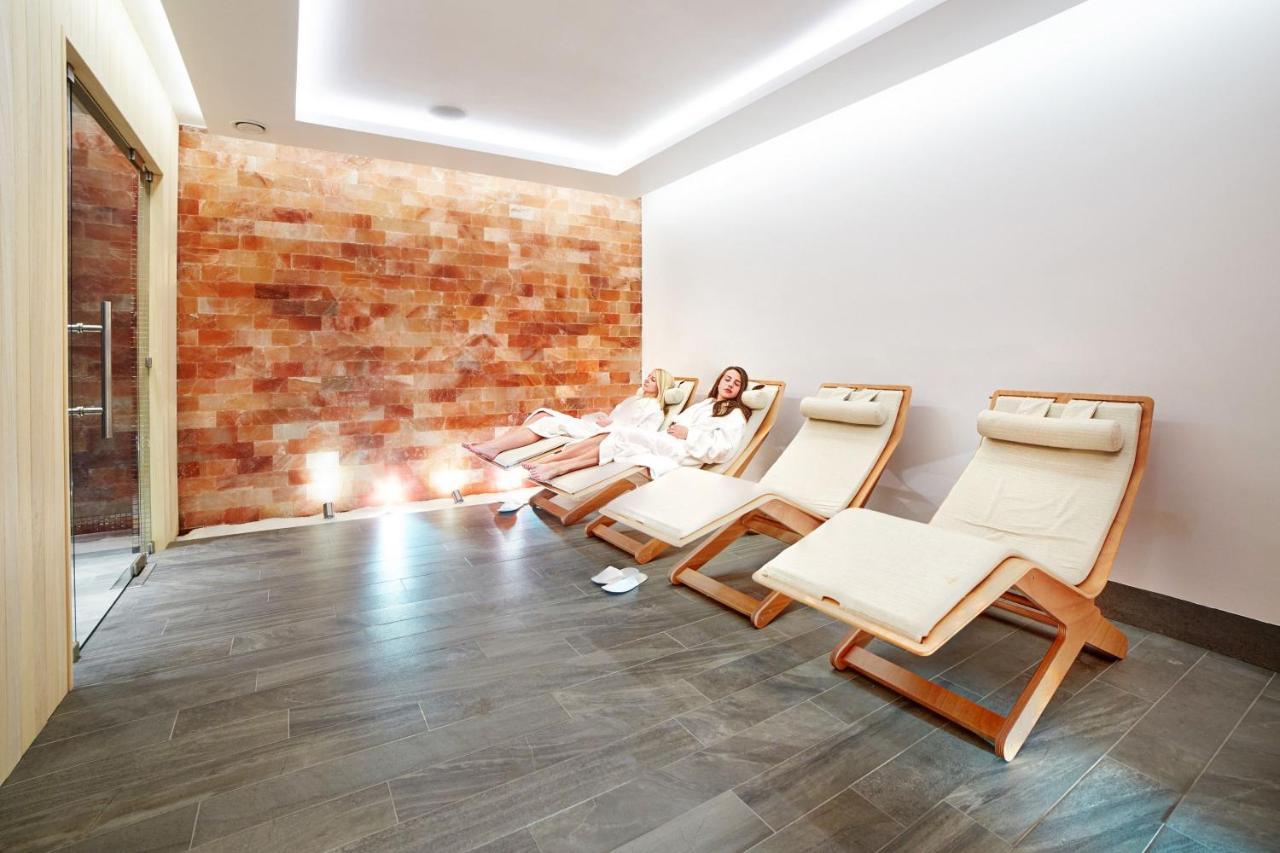 Heron Live Hotel Marina & Spa Gródek Nad Dunajcem エクステリア 写真